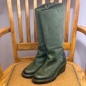Sorel Wedge Boots - Women’s 7
